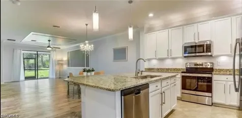 9170 Woodhurst Drive Naples FL 34120