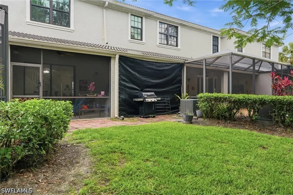15208 Summit Place Circle Naples FL 34119