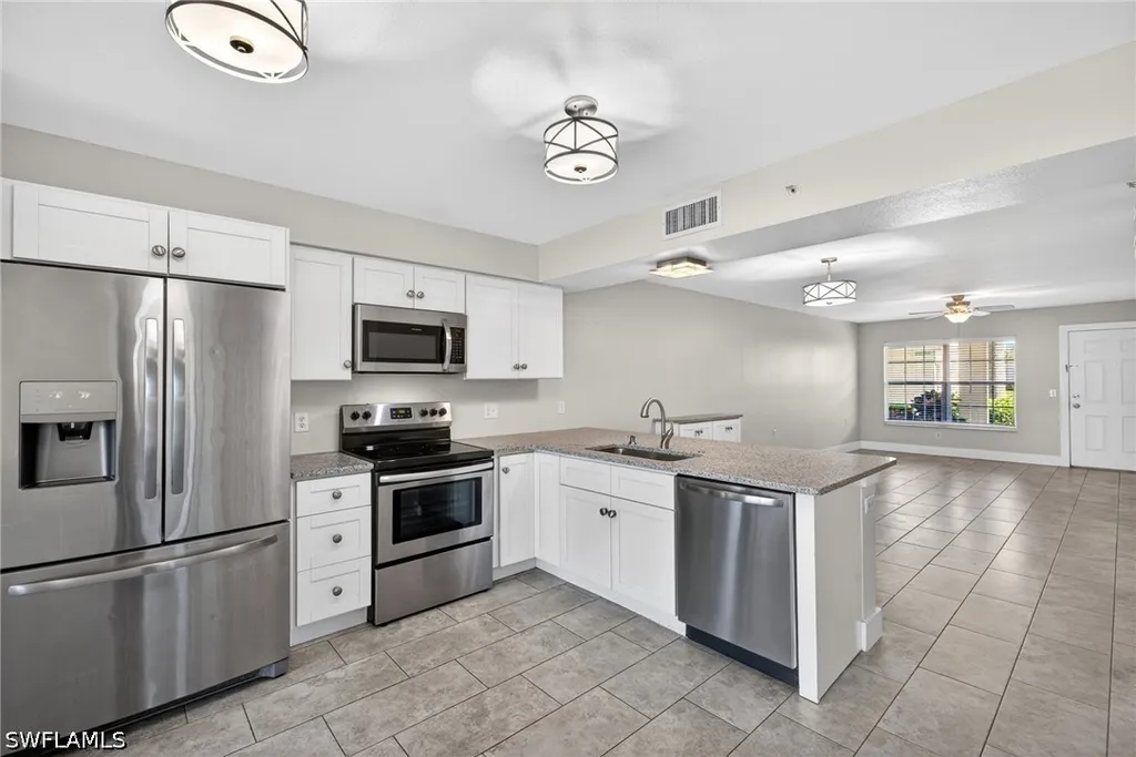 4910 Cougar Court N Naples FL 34109