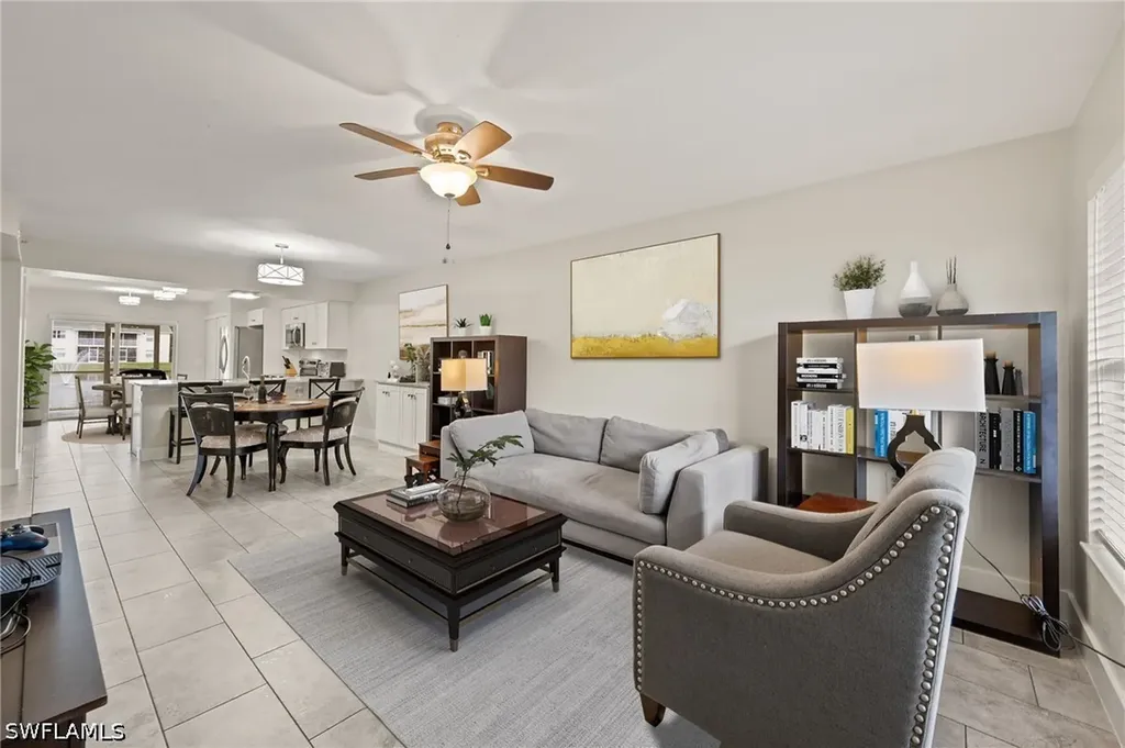 4910 Cougar Court N Naples FL 34109