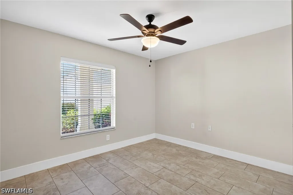 4910 Cougar Court N Naples FL 34109
