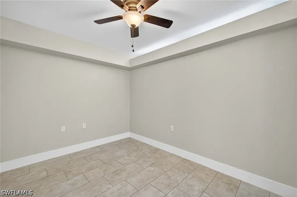 4910 Cougar Court N Naples FL 34109
