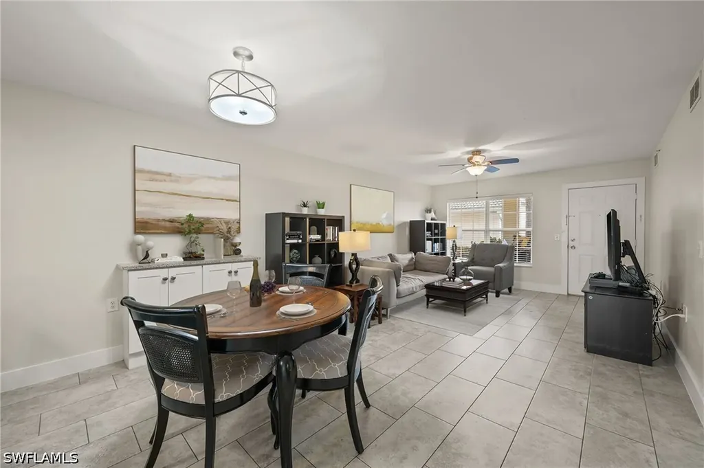 4910 Cougar Court N Naples FL 34109