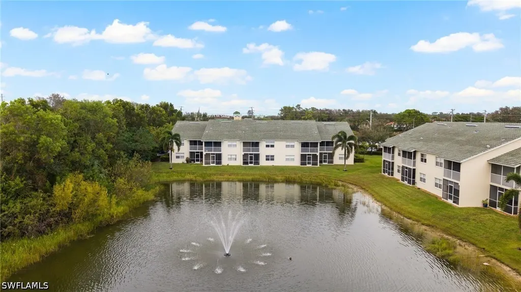 4910 Cougar Court N Naples FL 34109