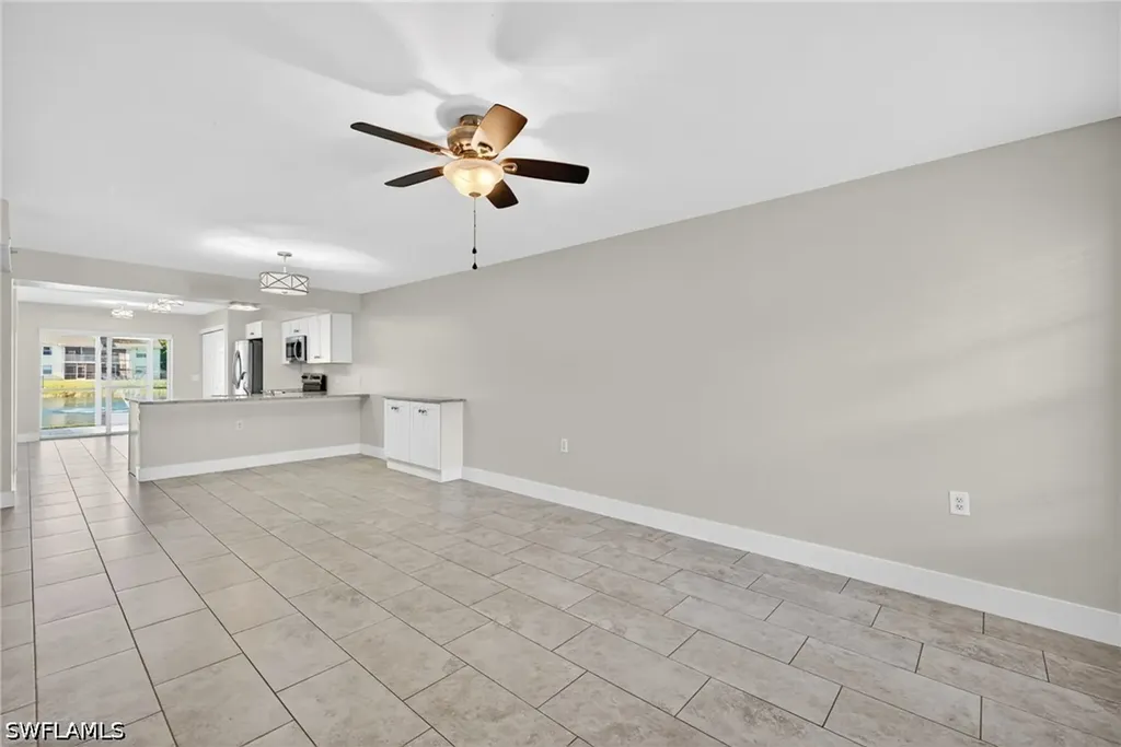 4910 Cougar Court N Naples FL 34109