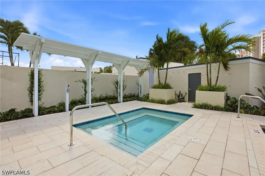 5550 Heron Point Drive Naples FL 34108