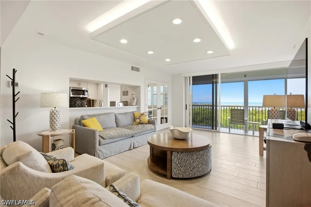 5550 Heron Point Drive Naples FL 34108