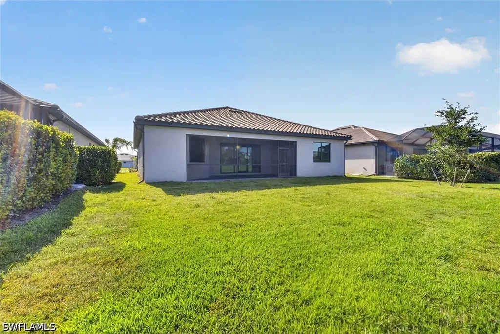 1388 Birdie Drive Naples FL 34120