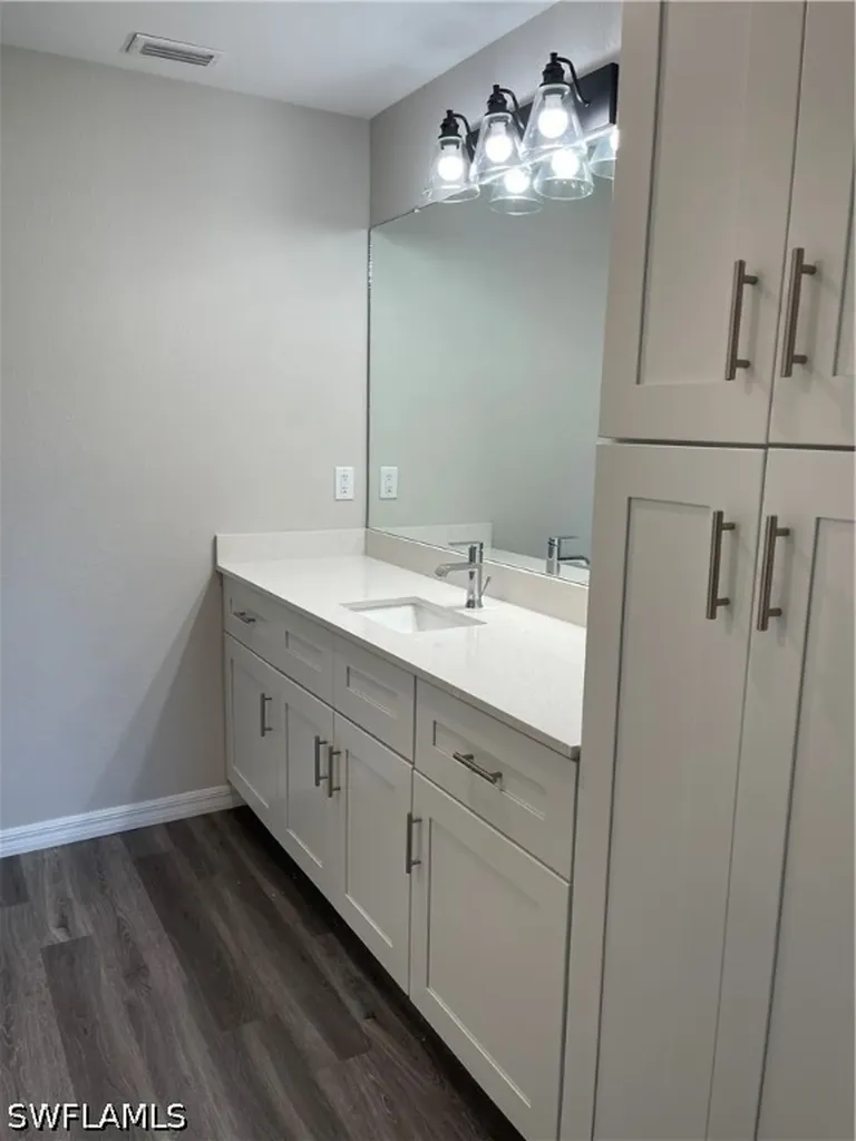 609 NW 25th Street Cape Coral FL 33993