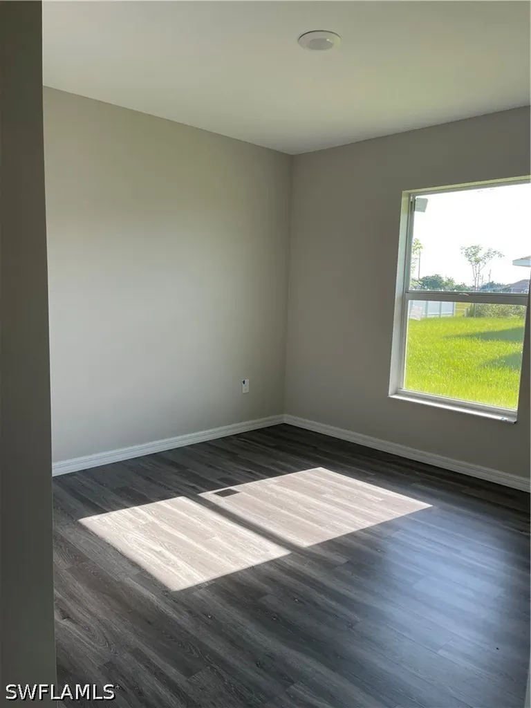609 NW 25th Street Cape Coral FL 33993