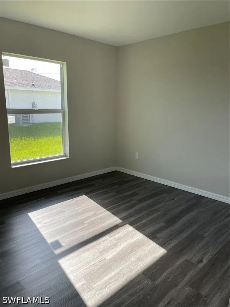 609 NW 25th Street Cape Coral FL 33993