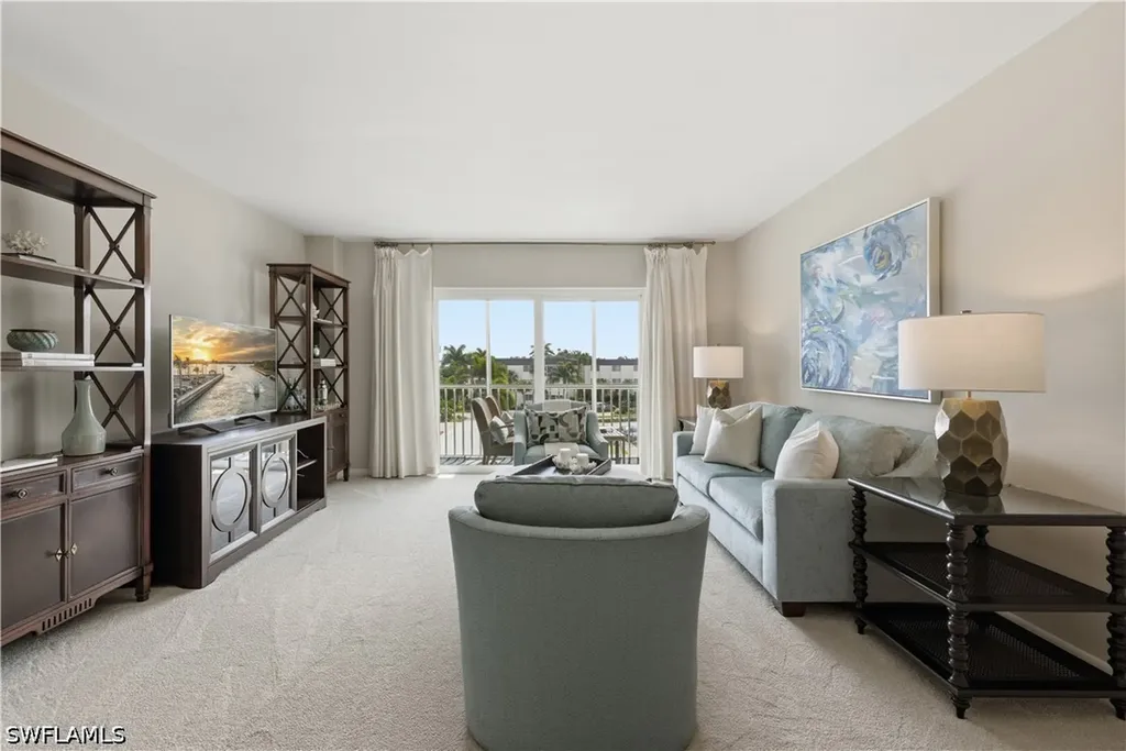1977 Gulf Shore Boulevard N Naples FL 34102