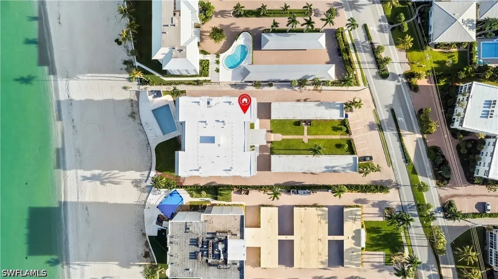 1977 Gulf Shore Boulevard N Naples FL 34102
