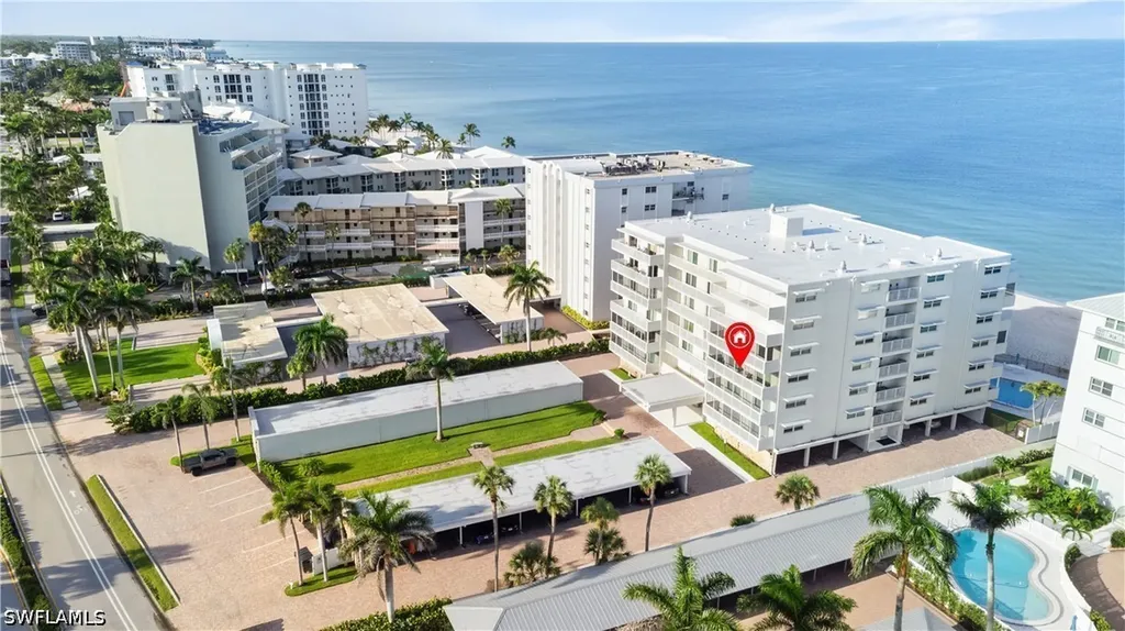 1977 Gulf Shore Boulevard N Naples FL 34102