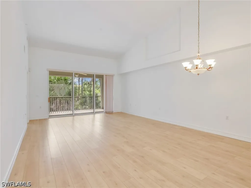 1882 Tarpon Bay Drive S Naples FL 34119