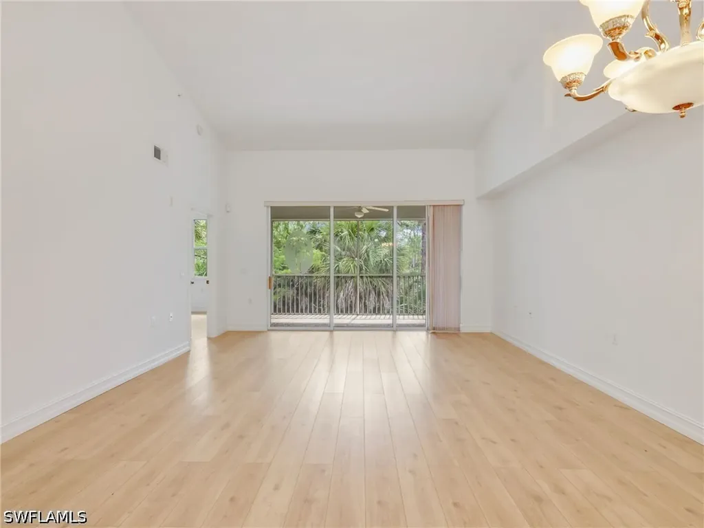 1882 Tarpon Bay Drive S Naples FL 34119