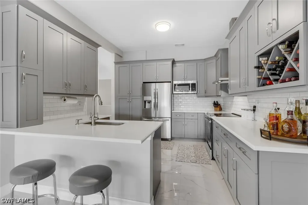 Naples FL, 7648 Oleander Gate Drive, Unit H202