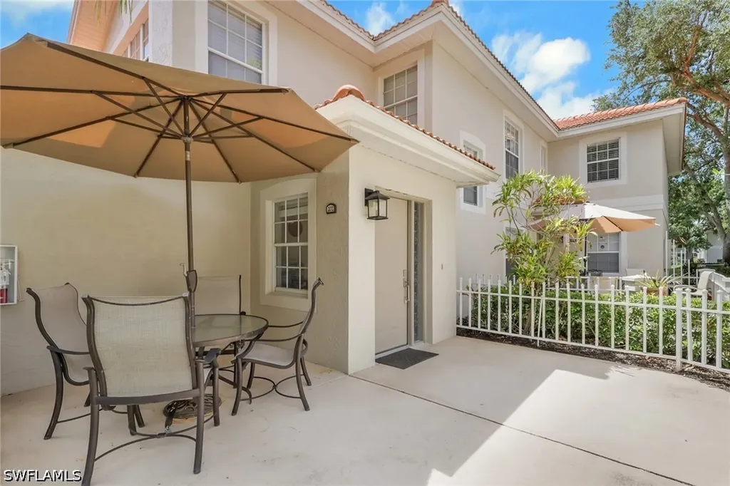 7648 Oleander Gate Drive Naples FL 34109