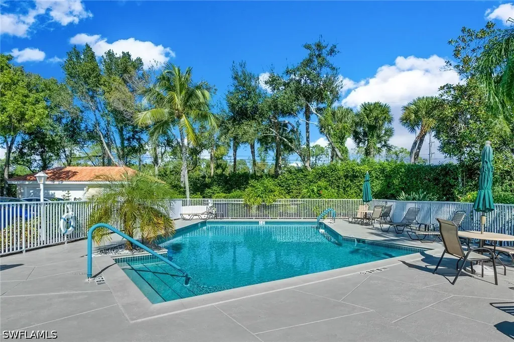 7648 Oleander Gate Drive Naples FL 34109