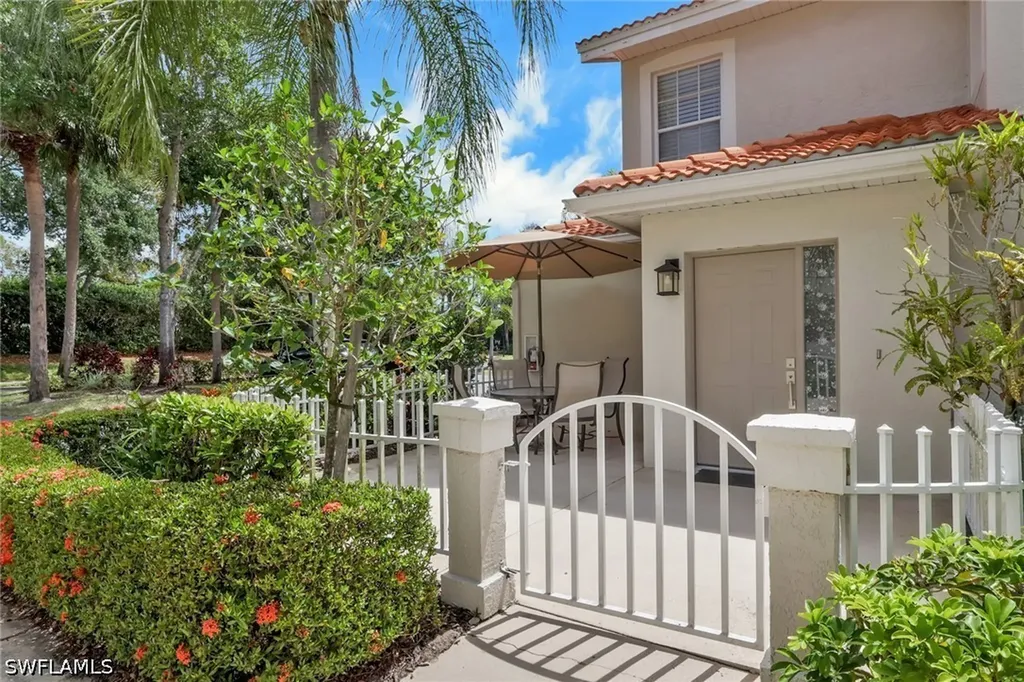 7648 Oleander Gate Drive Naples FL 34109