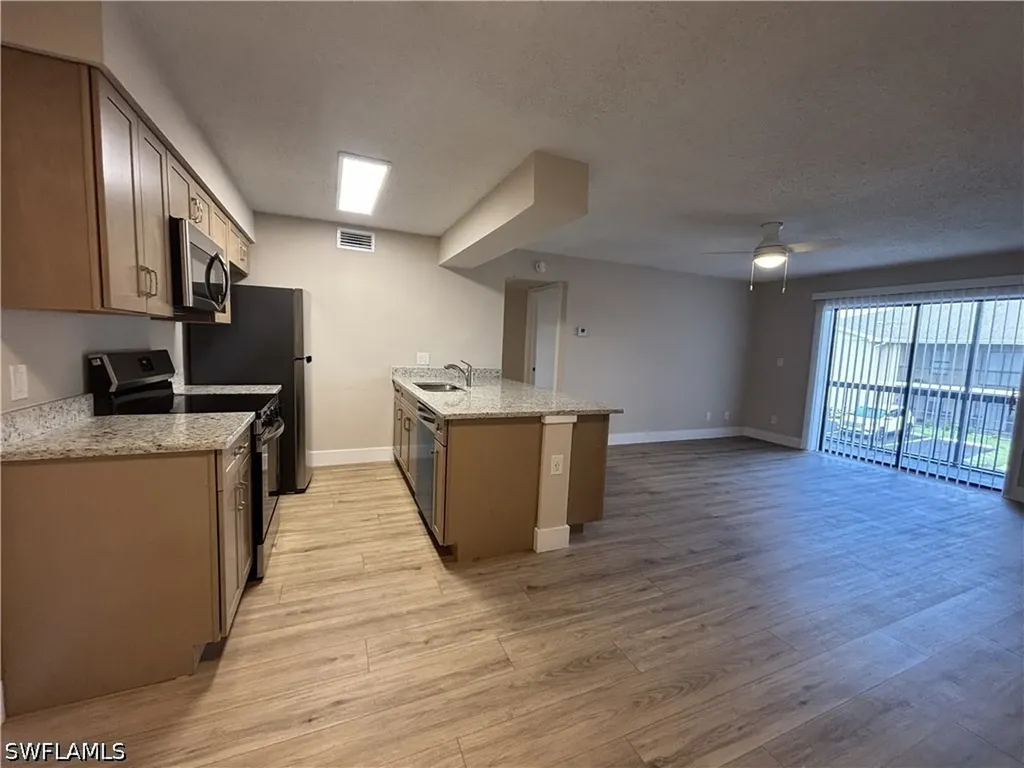 5319 Summerlin Road Fort Myers FL 33919
