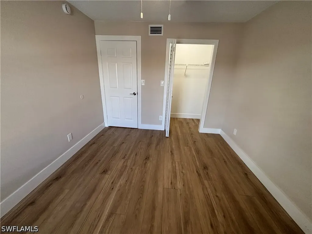 5319 Summerlin Road Fort Myers FL 33919