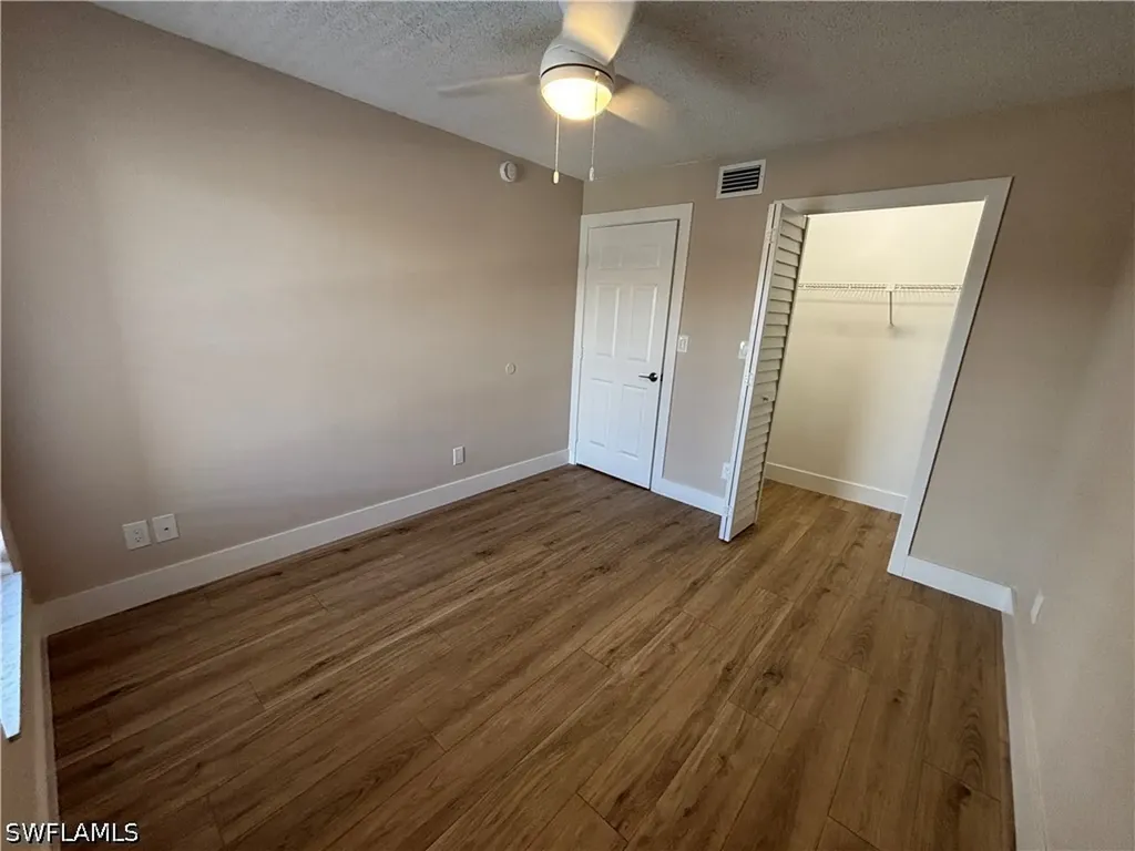5319 Summerlin Road Fort Myers FL 33919