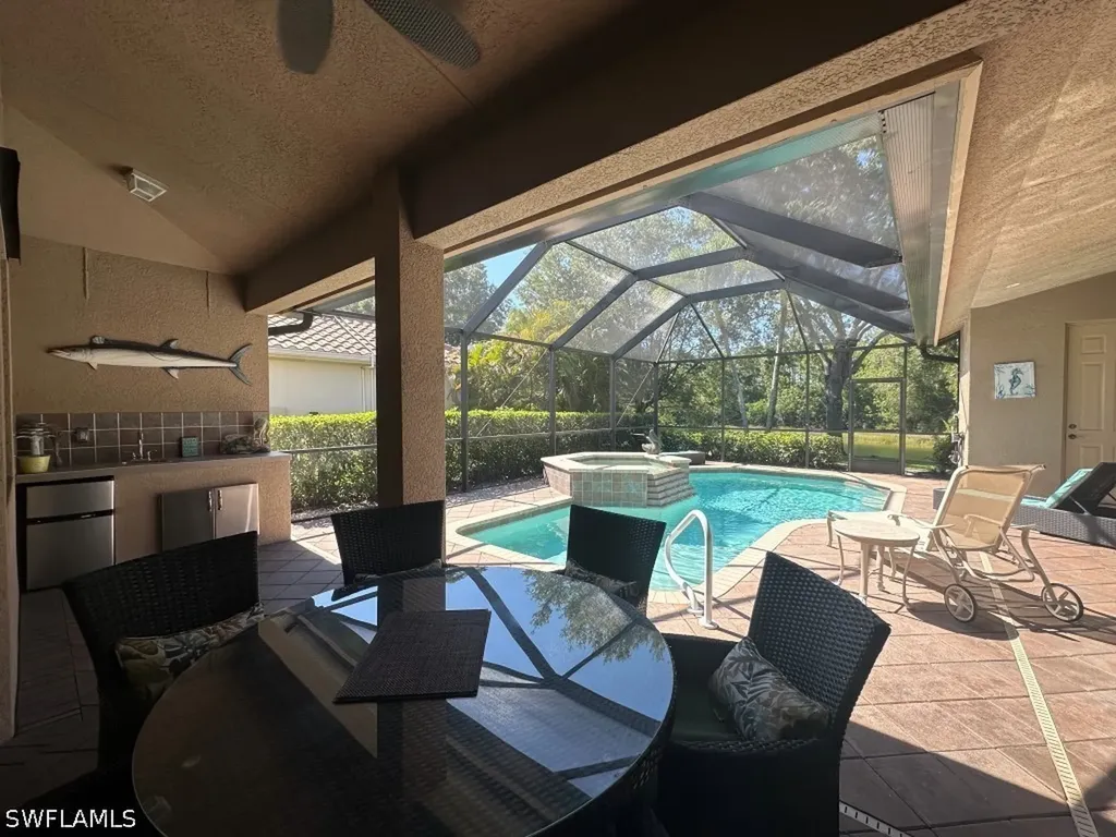 967 Tivoli Court Naples FL 34104