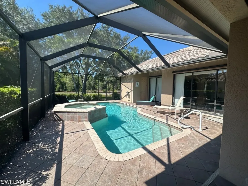 967 Tivoli Court Naples FL 34104