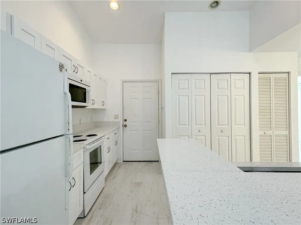 6265 Vista Garden Way Naples FL 34112