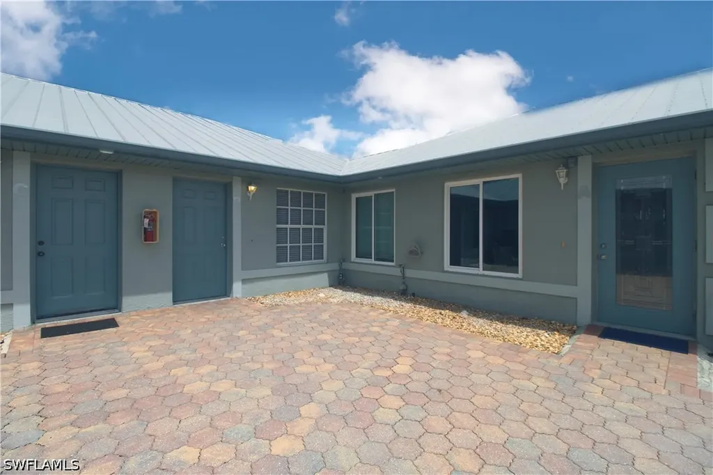 6265 Vista Garden Way Naples FL 34112