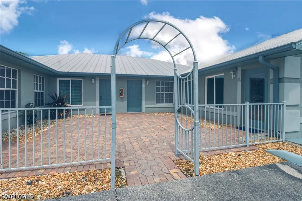 6265 Vista Garden Way Naples FL 34112