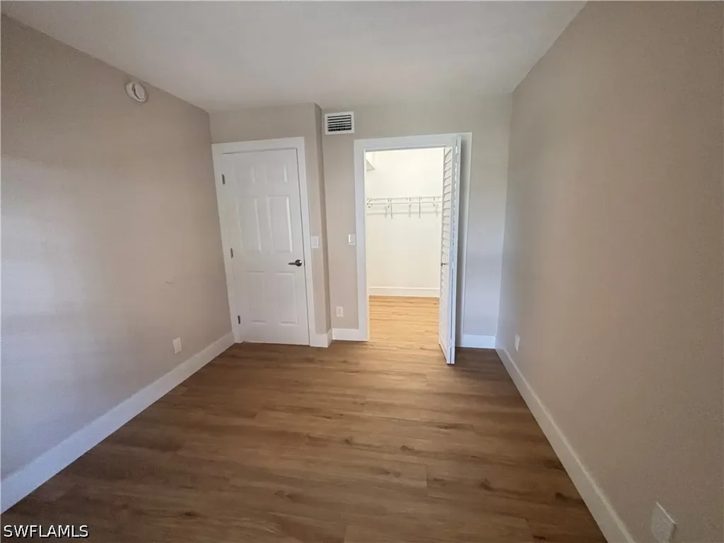 5305 Summerlin Road Fort Myers FL 33919