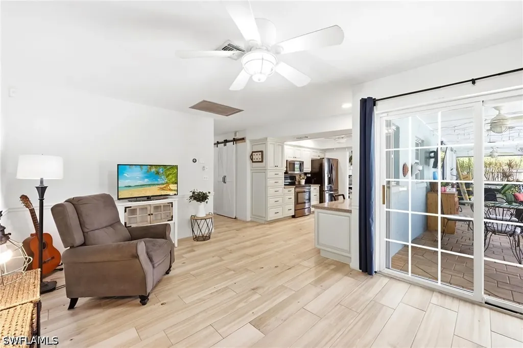 720 Meyer Drive Naples FL 34120