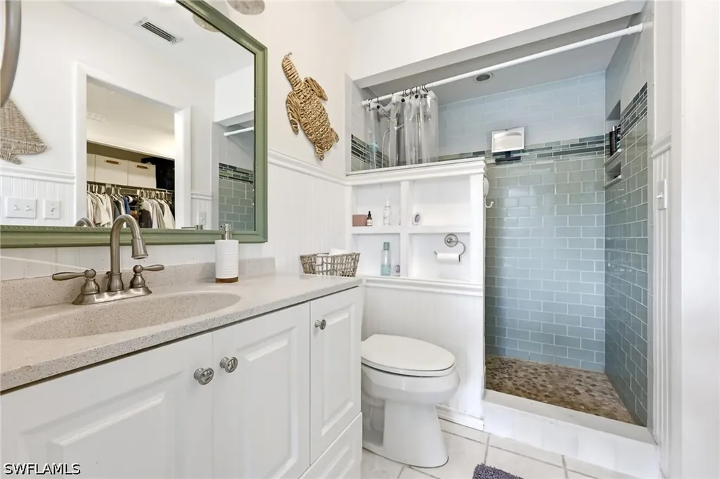 720 Meyer Drive Naples FL 34120