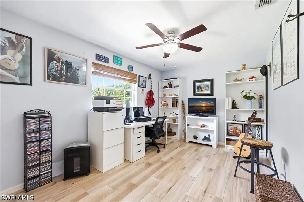 720 Meyer Drive Naples FL 34120