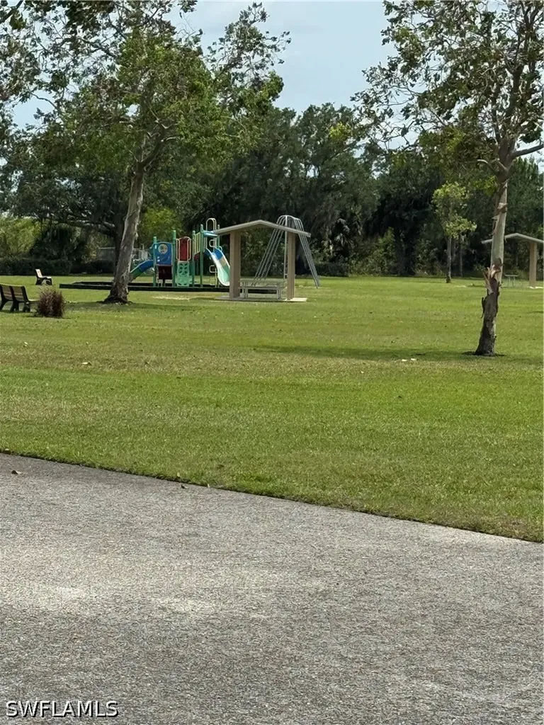 720 Meyer Drive Naples FL 34120