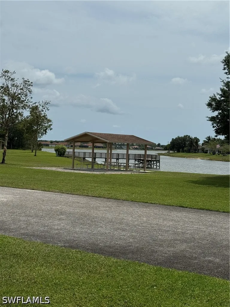 720 Meyer Drive Naples FL 34120