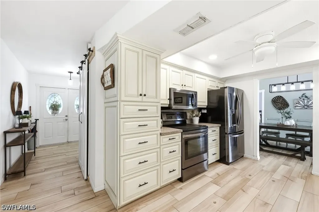 720 Meyer Drive Naples FL 34120