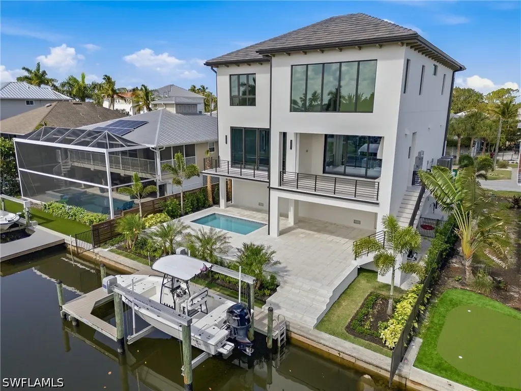 1286 Belaire Court Naples FL 34110