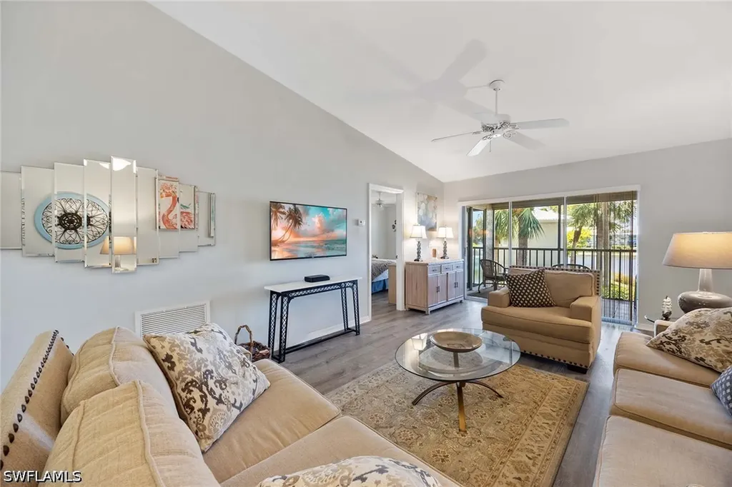822 Gulf Pavillion Drive Naples FL 34108