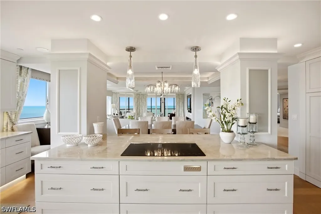 8171 Bay Colony Drive Naples FL 34108