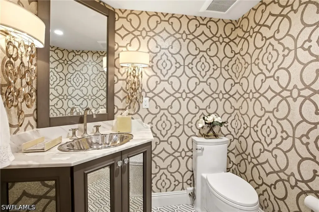 8171 Bay Colony Drive Naples FL 34108