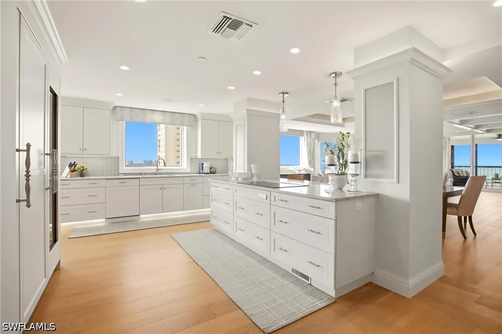 8171 Bay Colony Drive Naples FL 34108