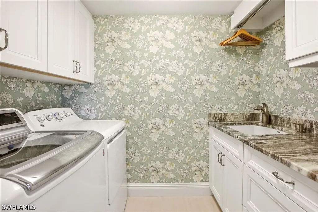 8171 Bay Colony Drive Naples FL 34108