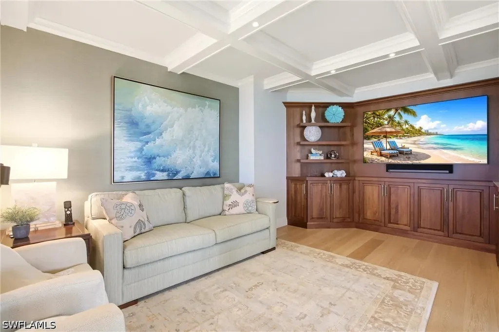 8171 Bay Colony Drive Naples FL 34108