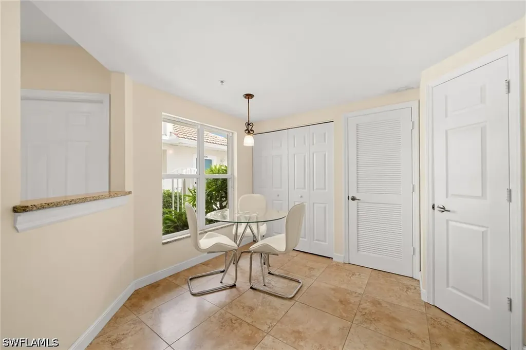 5045 Cedar Springs Drive Naples FL 34110