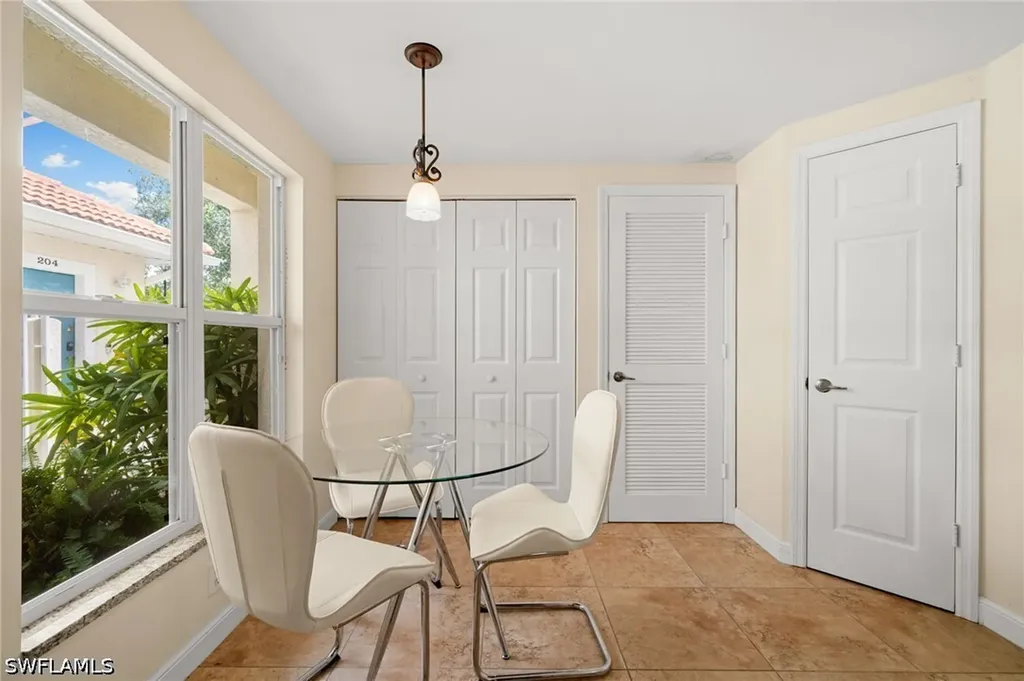 5045 Cedar Springs Drive Naples FL 34110