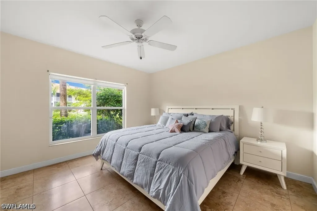 5045 Cedar Springs Drive Naples FL 34110