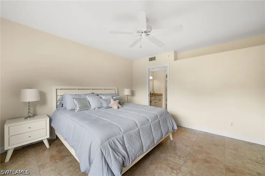 5045 Cedar Springs Drive Naples FL 34110